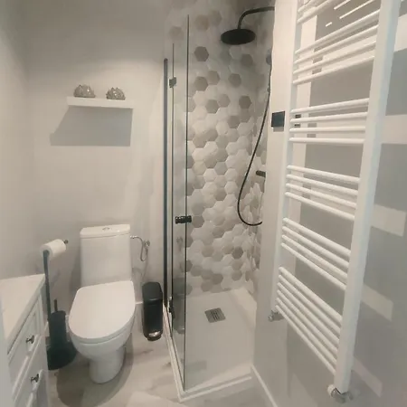 Lovely Nadolnik アパート *